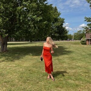 Elegant Red Strapless Dress